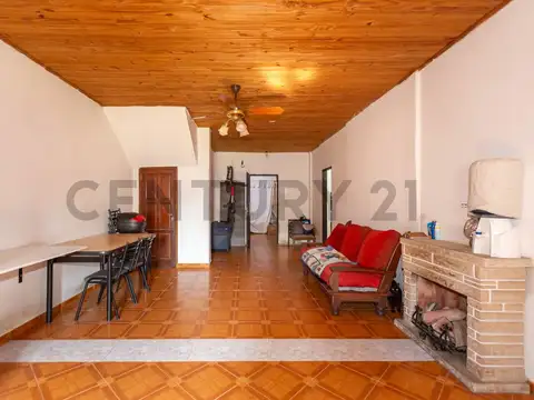 Casa en Venta con 1 cochera