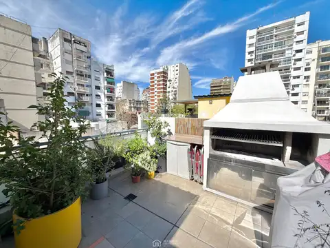 PH Triplex con Terraza y Parrilla Propia a m de Av Corrientes