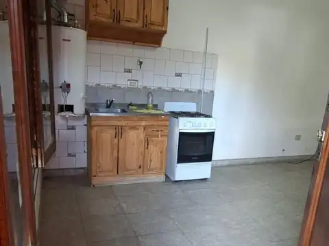 Casa en alquiler en Moreno