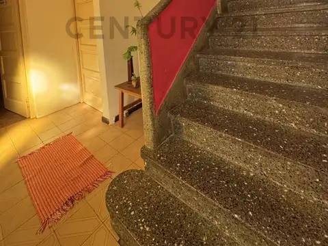CASA VENTA VILLA RAFFO 4 AMBIENTES CON DEPOSITO TALLER APTO BANCO