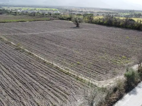 Chacra en  venta. 3 has con casa tres dormitorios. La SILLETA. Salta. Ruta 51