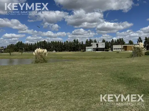 Terreno en Venta de 1028,0 m2