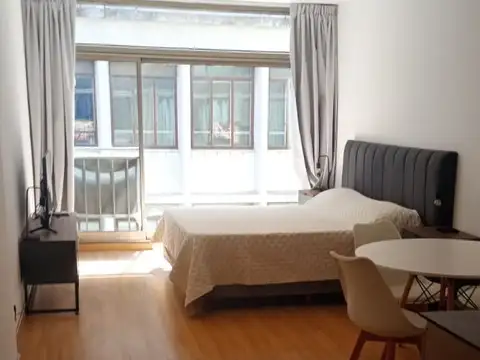 Esmeralda 600, Piso 6