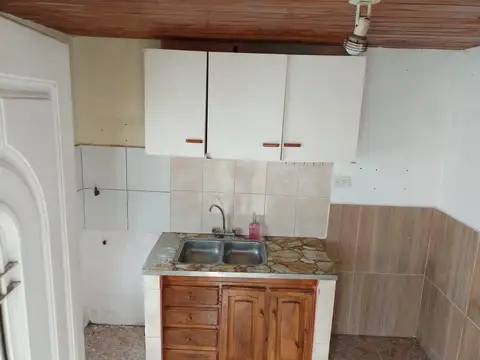 Depto Tipo Casa 2 ambientes con 1 baño