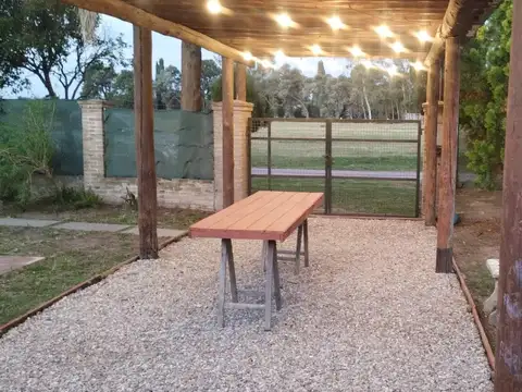 Casa 4 ambientes con 1 baño