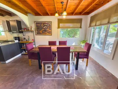 Casa 5 ambientes con 2 baños