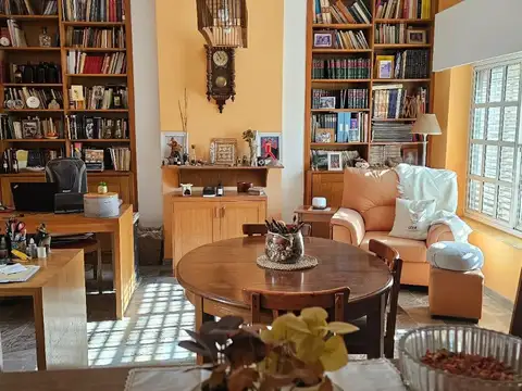 Casa en Venta en San Nicolas de los Arroyos, USD 250.000