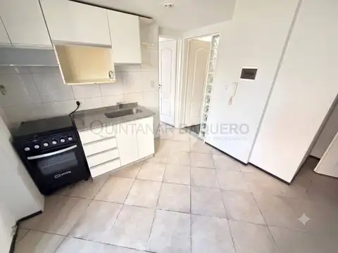 Depto Tipo Casa en Alquiler de 1 dormitorio