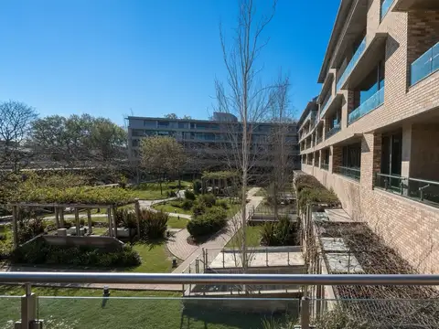 Departamento en Alquiler en Refinerías, $ 850.000