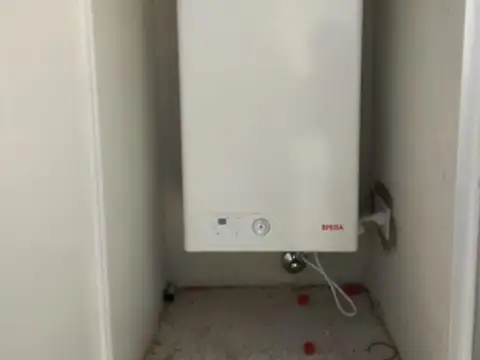 Casa 3 ambientes con 2 baños