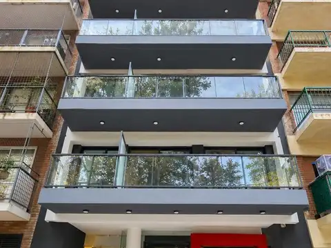 Avenida General Indalecio Chenaut 1700