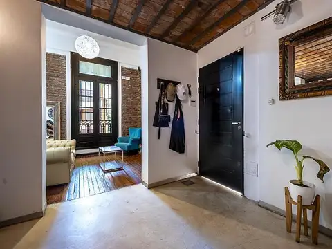 Depto Tipo Casa 3 ambientes con 2 baños