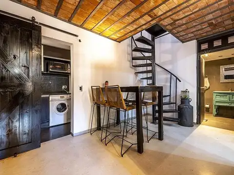 Depto Tipo Casa en Venta 90 años