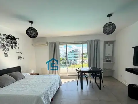 Lagoon Pilar