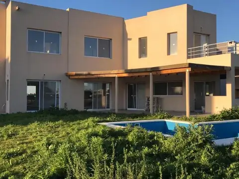 EL CANTON NORTE a Estrenar Sobre Agua