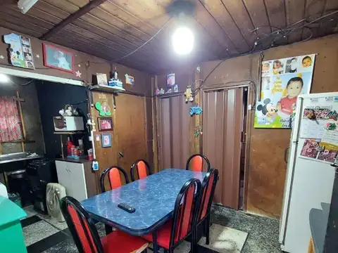 Casa 6 ambientes con 3 baños