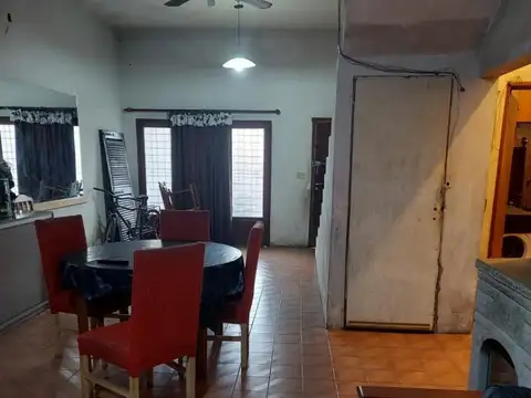 CASA PARA DOS FAMILIAS