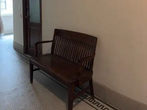 Oficina 4 ambientes con 2 baños
