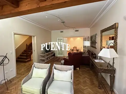 Casa 5 ambientes con 3 baños