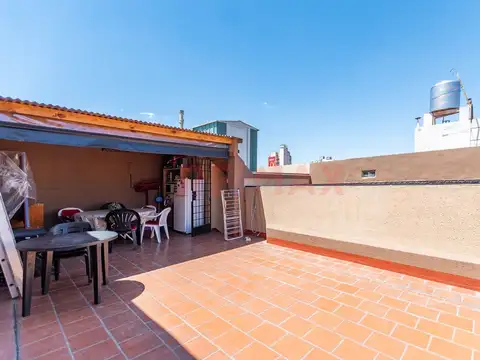 VTA.CASA LOTE PROPIO 5 AMB.C/TERRAZA-PATERNAL
