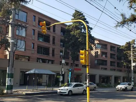 VENTA LOCAL FRENTE A LA UNGS IDEAL GASTRONOMIA 