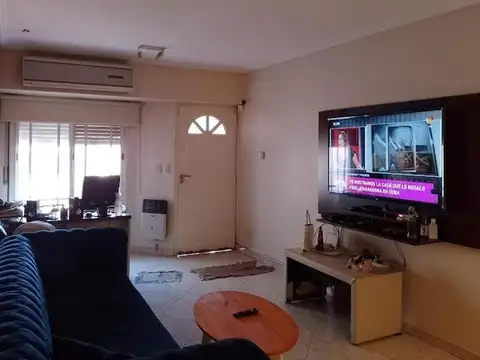 Casa en Venta en Villa Luzuriaga, USD 180.000