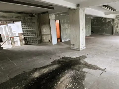 Galpon en Venta 17,29  mts Frente