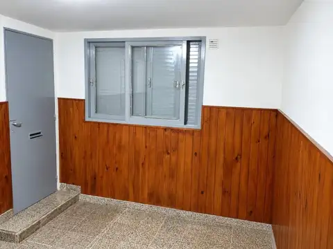 cerrito 334 , Piso 0