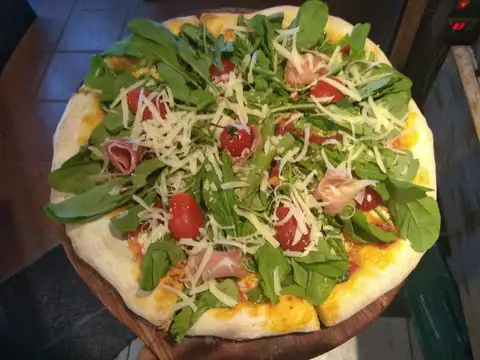 Avenida Siete Lagos e/ Las Fuscias y Las Retamas