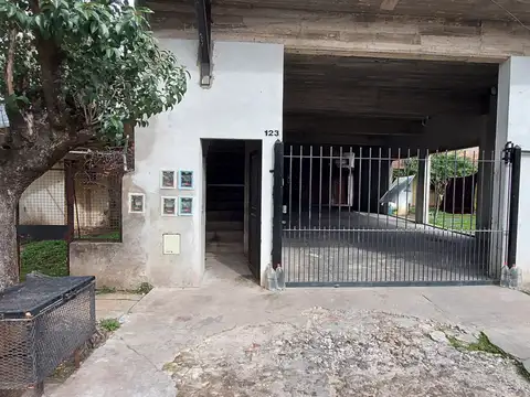 Depto Tipo Casa en Alquiler de 2 ambientes