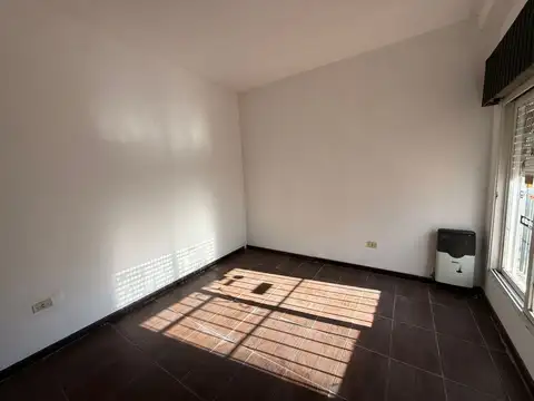 Depto Tipo Casa en Venta 46 años