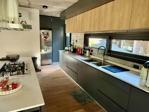 Casa en Alquiler 1 año