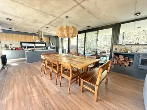 Casa en Alquiler en Barrio Marítimo 3, USD 12.000