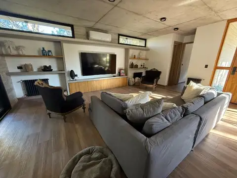 Costa Esmeralda-maritimo Iii