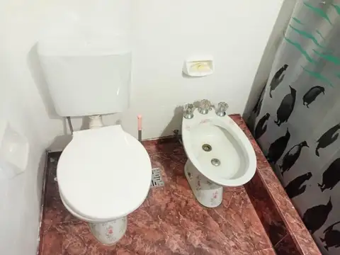 VENTA PH CIUDAD MADERO 4 AMBIENTES AL FRENTE