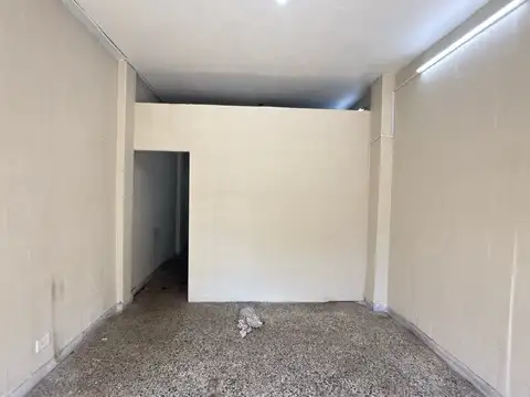 Local en Alquiler 70 años