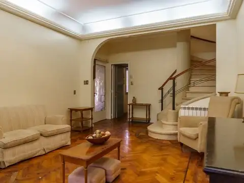 Casa en Venta en Monte Castro, USD 390.000