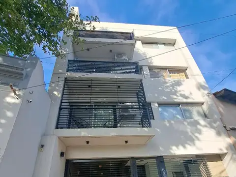 Chacabuco 628 , Piso 2