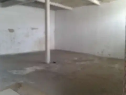 Galpon en Venta 10  mts Fondo