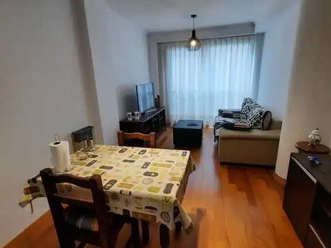 Departamento EN VENTA, 1 dormitorio, zona OROÑO Y EL RÍO  