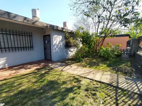 Casa en Venta en Las Flores, USD 43.000