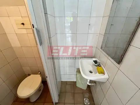 Local en alquiler sobre av. Nazca a metros av. Mosconi