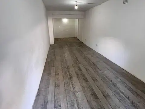 Local en alquiler a estrenar frente de estación Jose León Suárez!