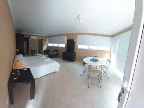 CALLE 33  Y COPACABANA