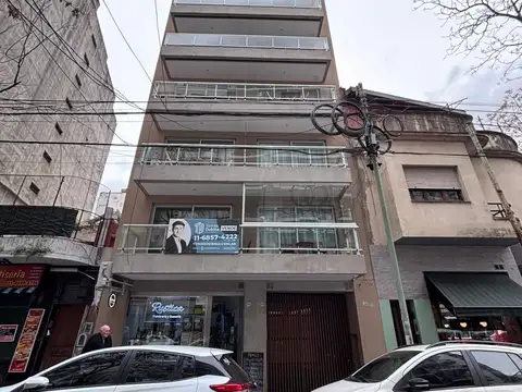 Agüero 2200, Piso 5