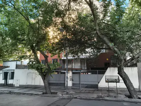 DEPARTAMENTO EN CIUDAD PLANTA BAJA