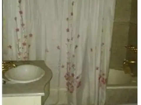 Casa en Venta en Banfield, USD 105.000