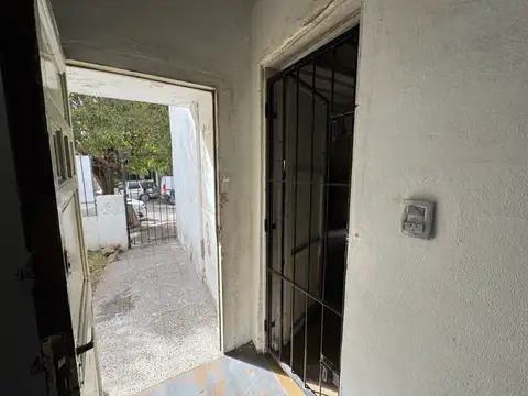 Depto Tipo Casa en Venta en Jose Leon Suarez, USD 48.000