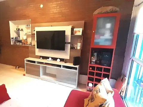 Depto Tipo Casa en Venta 47 años