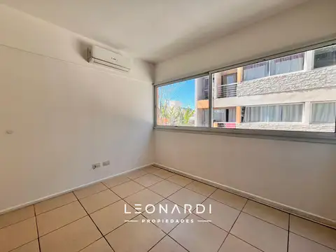 Departamento en Alquiler con 1 cocheras